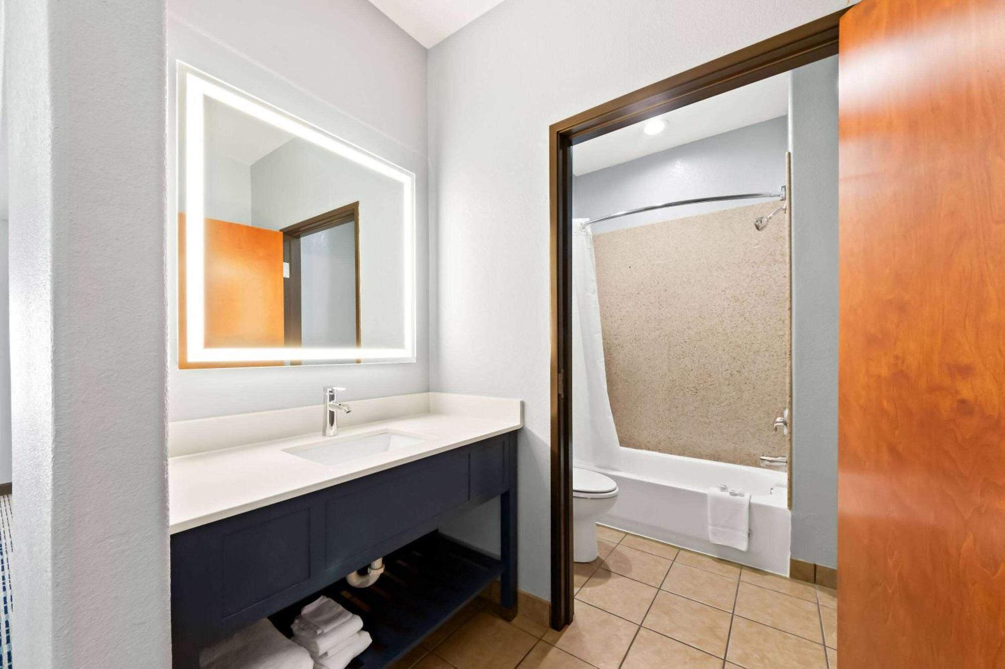 Americinn By Wyndham New Braunfels Eksteriør billede
