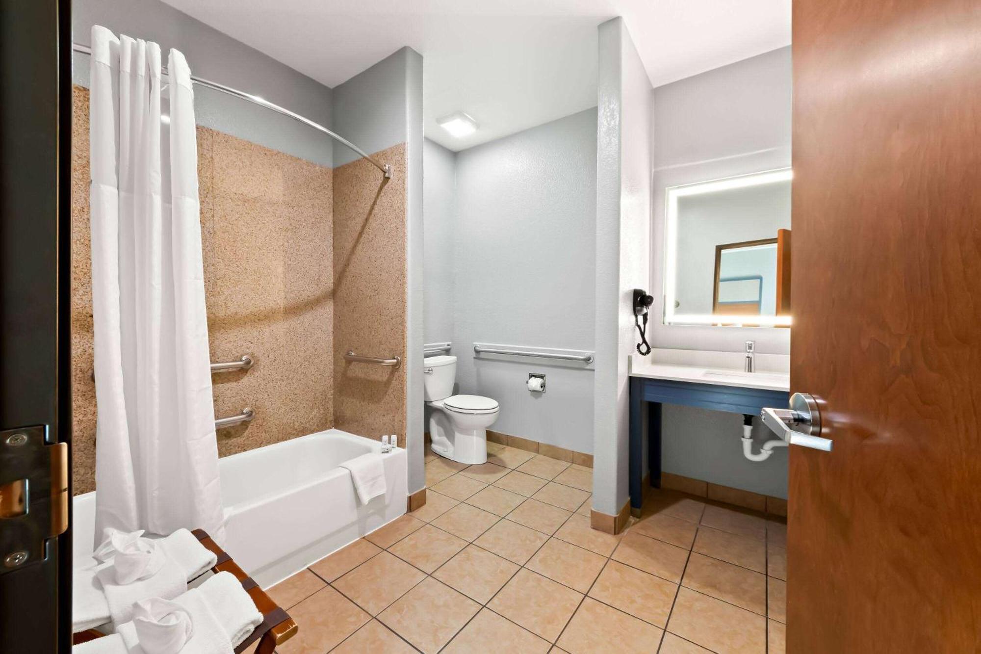 Americinn By Wyndham New Braunfels Eksteriør billede
